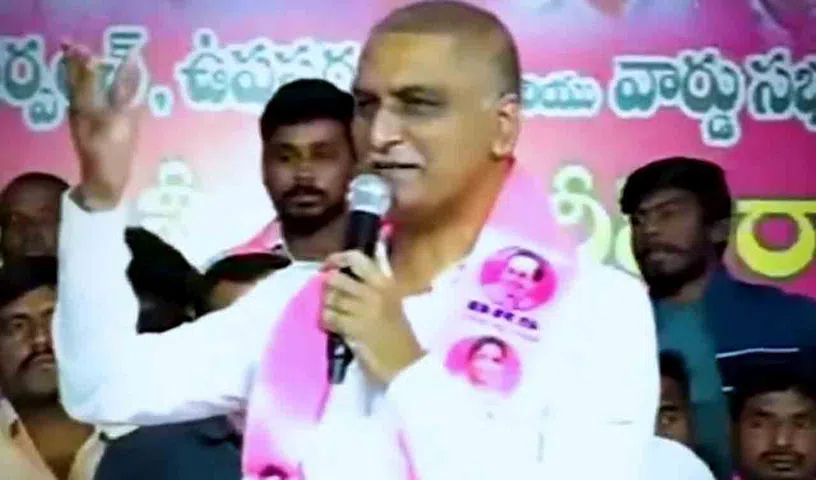 బీఆర్‌ఎస్‌ దెబ్బకు రేవంత్‌రెడ్డి ఎన్నికలంటెనే వణుకుతున్నడు : హరీశ్‌రావు